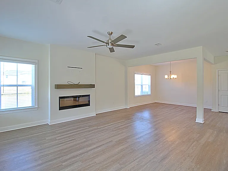 151 Buckingham Dr — Photo 7