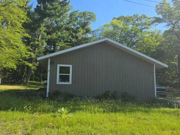 164 E Washington Rd, Twin Lake, MI 49457