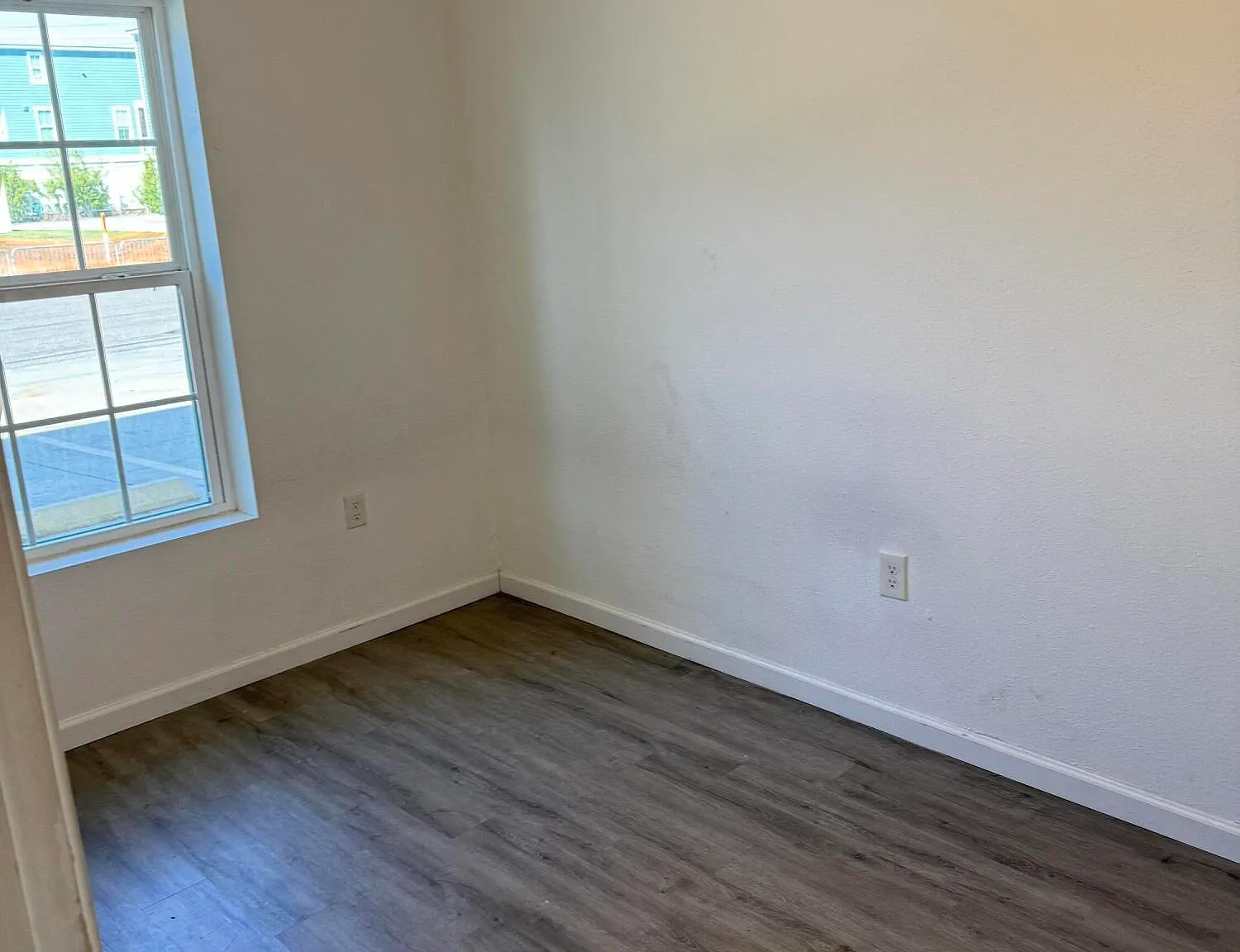 1 bed, 1.0 bath, 500 sqft, $1,100 — Photo 4