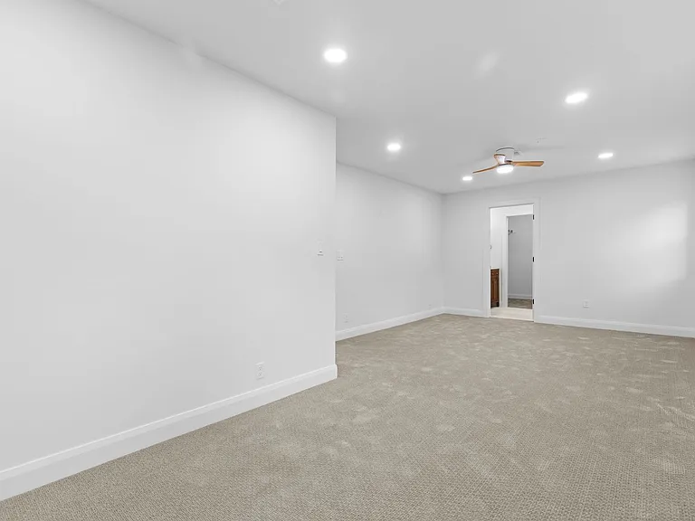 2460 E Dimple Dell Rd — Photo 8