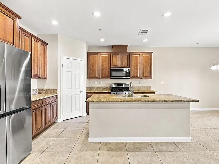 805 Mulberry St — Photo 14