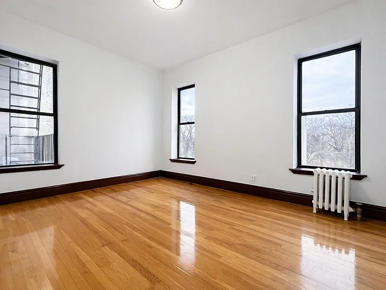 28 W 125th St #2A — Photo 5