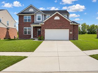 51172 Quaker Ln, Canton, MI 48187