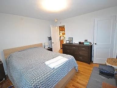 1st image of 29 N Central Ave APT 1