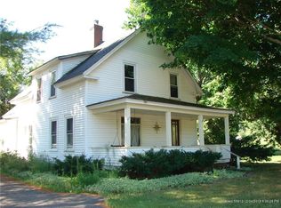 27 Old Bangor Rd, Newport, ME 04953