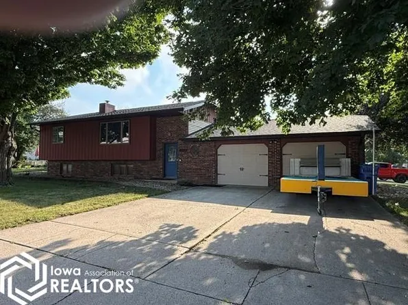 1206 N Johnson St, Algona, IA 50511