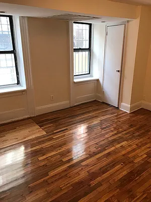 Rented by Compass | media 24