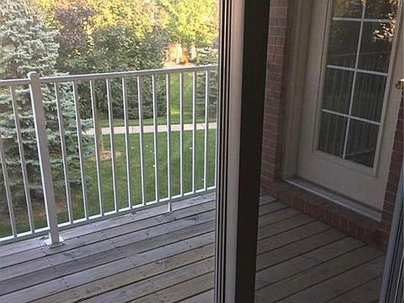 2nd image of 24209 Chesapeake Cir