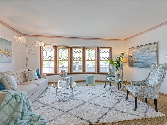 3rd image of 15542 Cornuta Ave