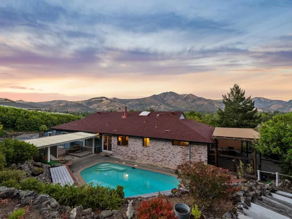 433 Oak Vista Drive, Santa Rosa, CA 95409