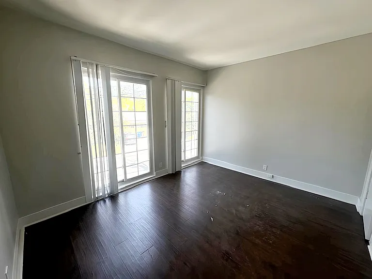 3915 Vineland Ave #1 — Photo 17