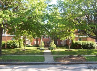 19926 Van Aken Blvd, Beachwood, OH 44122