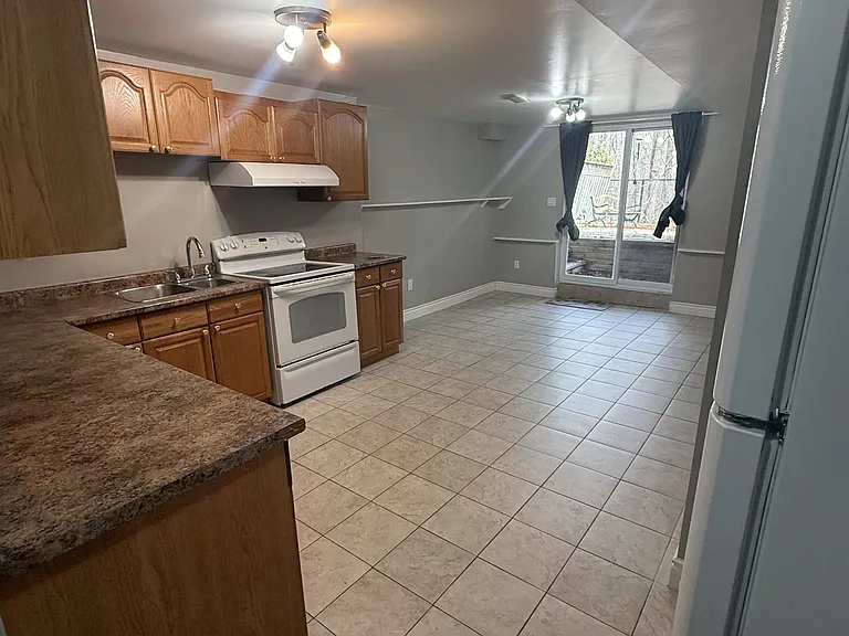 3784 Forest Bluff Cres #BASEMENT — Photo 5