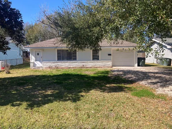 128 Mallard St, Lake Charles, LA 70605