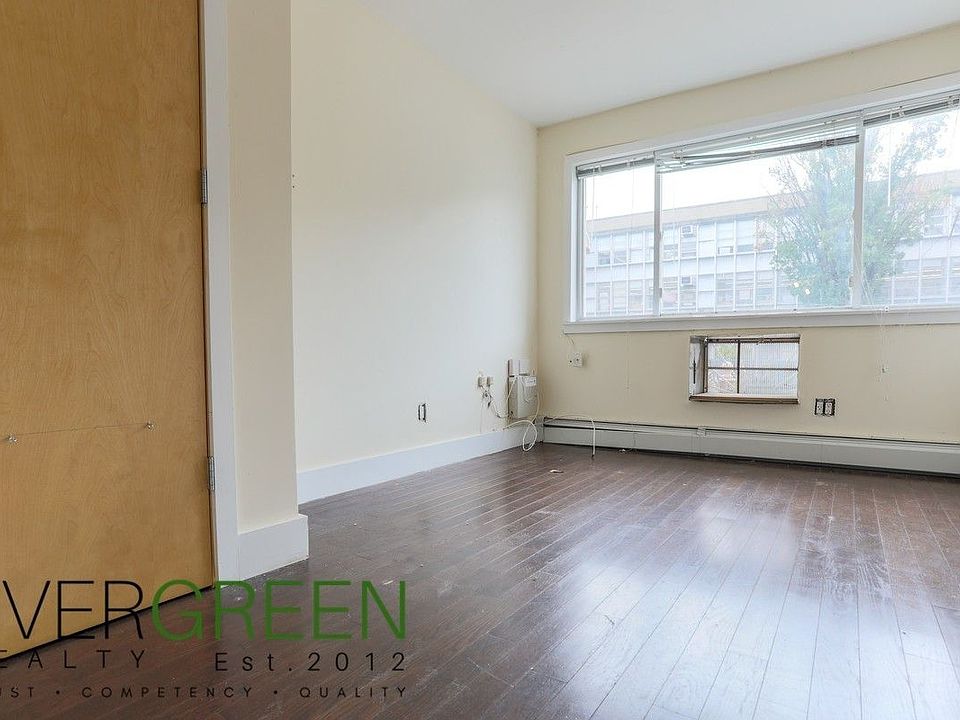 1st image of 697 Park Ave #2