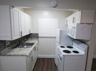 2137 Hayes St APT 13, Hollywood, FL 33020
