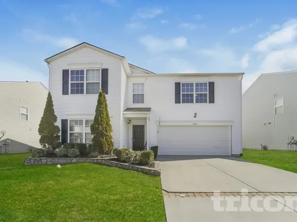 9821 Bayview Pkwy, Charlotte, NC 28216