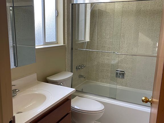 3rd image of 661 Baden Ave #3
