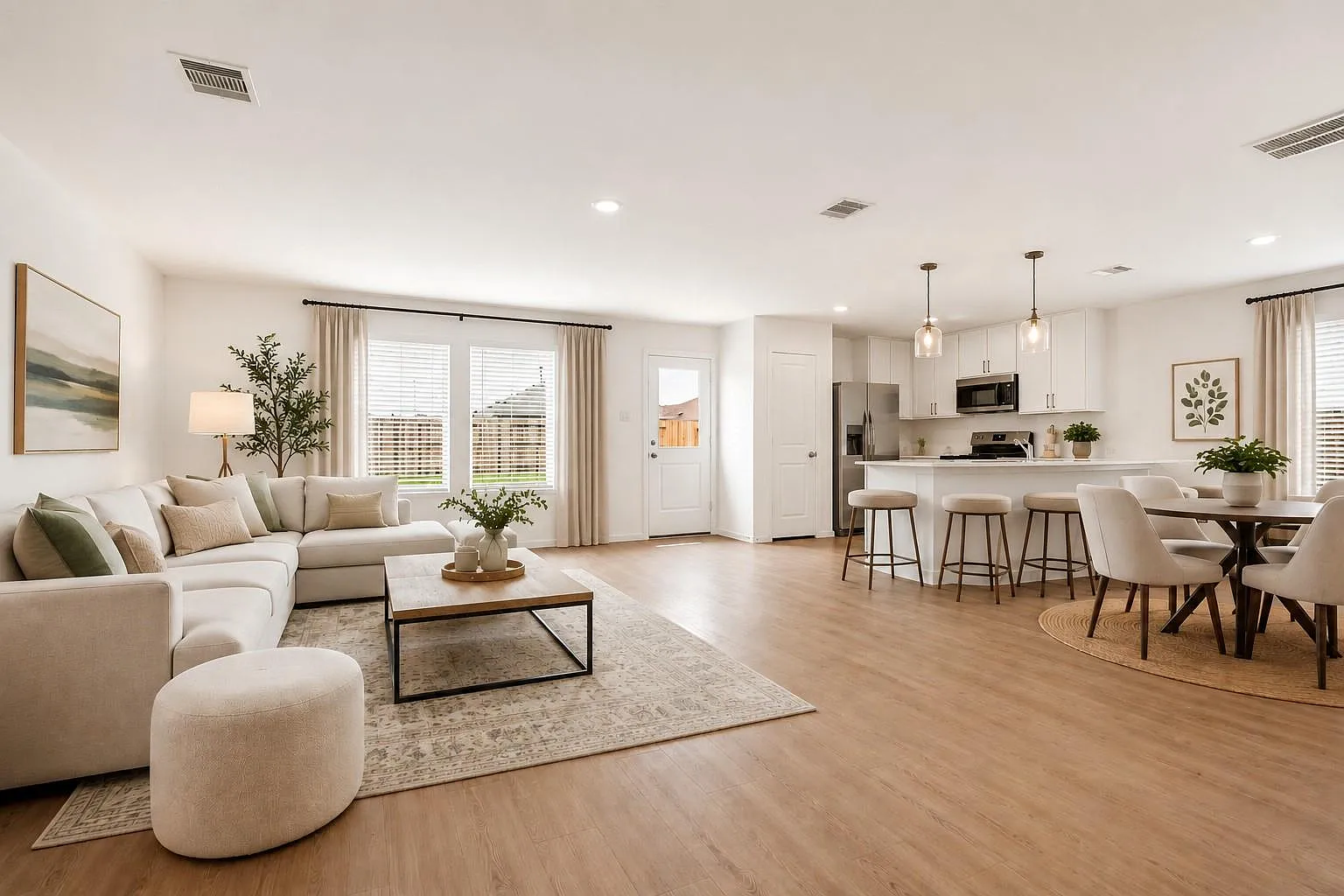 4 bed, 2.5 bath, 1979 sqft, $2,300 — Photo 3