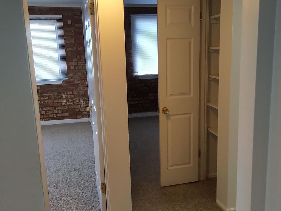 1st image of 7418 Overton Ave APT 10