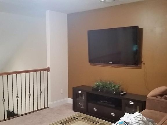 upstairs sitting area