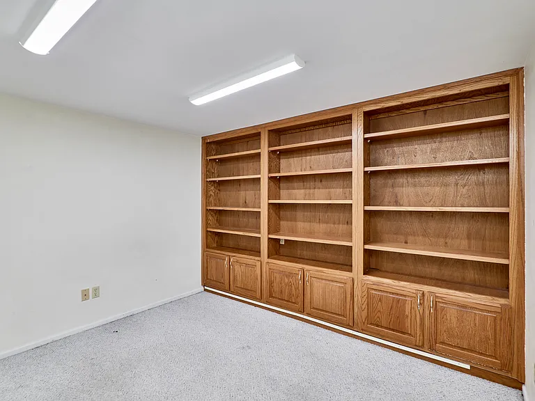 1815 Lakemont Ln — Photo 29