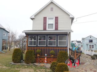 1517 Spring Garden Ave, Berwick, PA 18603