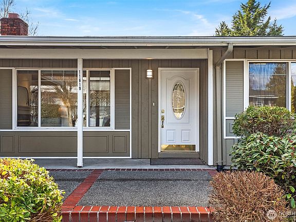 5th image of 11619 Ne 135th Street