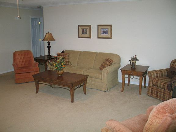 3rd image of 551 Queen Brogan Ct