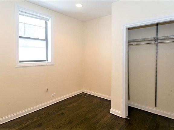 5th image of 1758 W Montrose Ave #1W