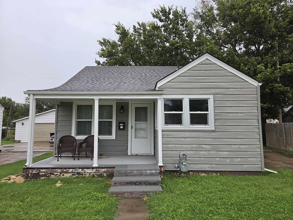 1st image of 669 S 12th St