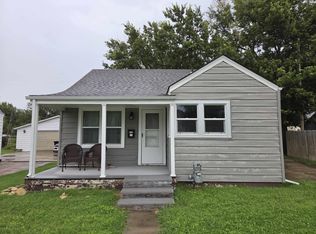 669 S 12th St, Salina, KS 67401