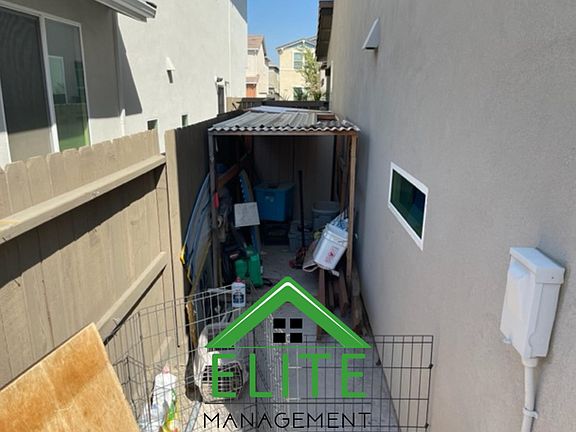 3rd image of 1754 Fern Glen Ave