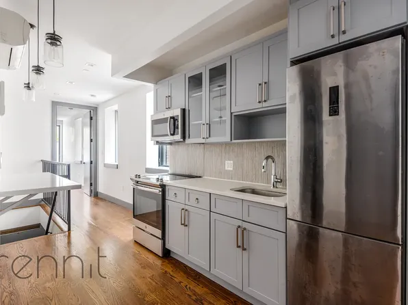 1014 Carroll St #102, Brooklyn, NY 11225