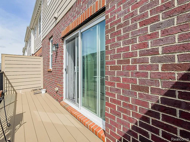 47707 Alden Ter N — Photo 34