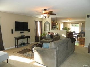 543 Rifle Ridge Dr, Wentzville, MO 63385