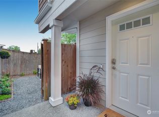 12032 28th Ave NE #B, Seattle, WA 98125