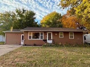 609 Townsend Ave, Wapello, IA 52653