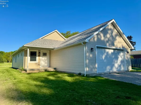 91 Elwood St, Tiffin, OH 44883
