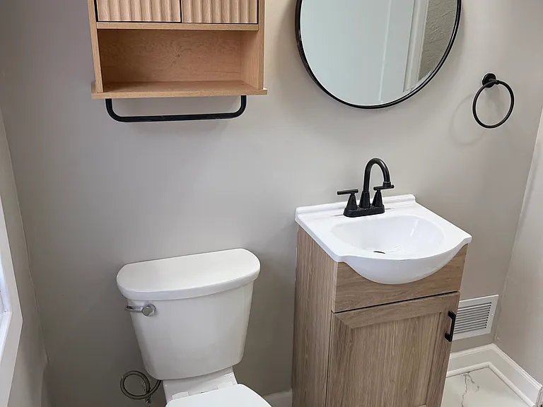 8212 Meadow Ln — Photo 12