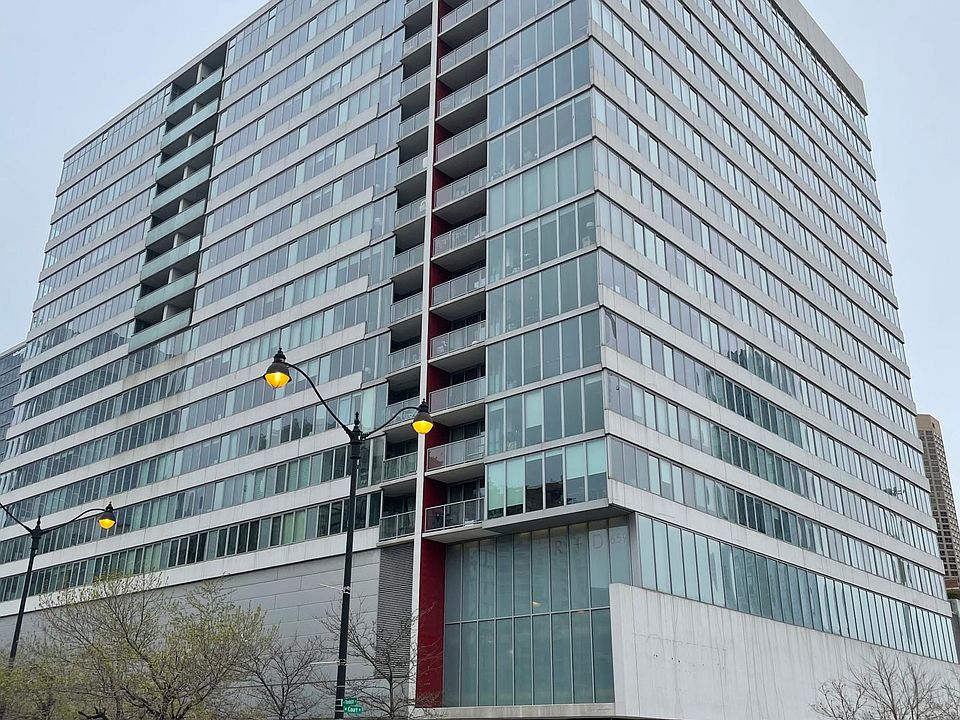 1st image of 659 W Randolph St APT 1218