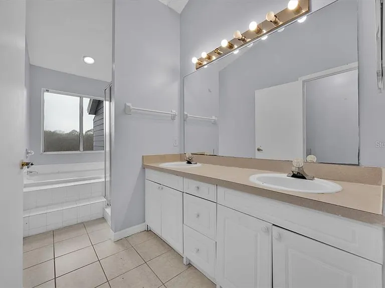 405 Caribbean Main Davenport #MAIN — Photo 9
