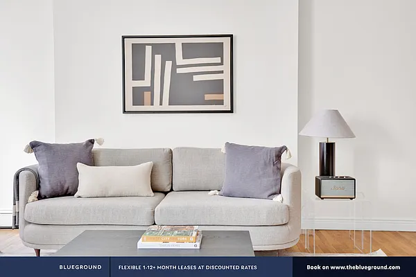 Rented by The Blueground | media 30