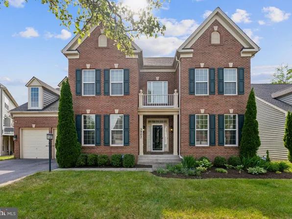 3903 Chancelsors Dr, Upper Marlboro, MD 20772