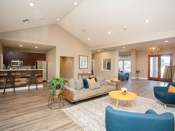 3rd image of 15251 S 50th St #1073