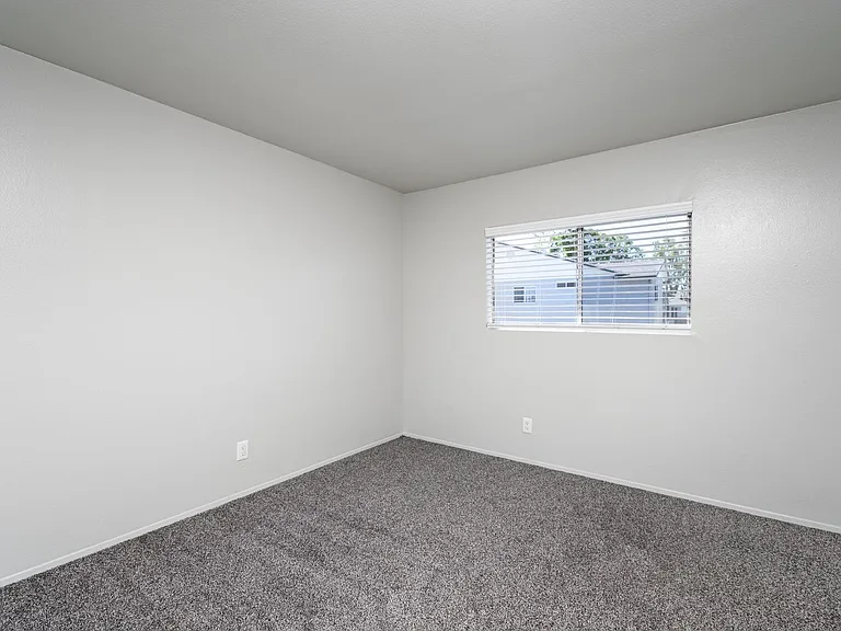Shadow Glen Apartments IMMEDIATE MOVE INS — Photo 18