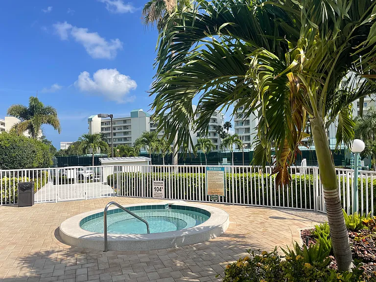 7872 Sailboat Key Blvd S — Photo 31