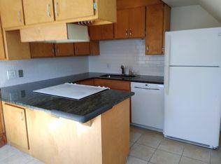 149 Whitney St FLOOR 3, Hartford, CT 06105
