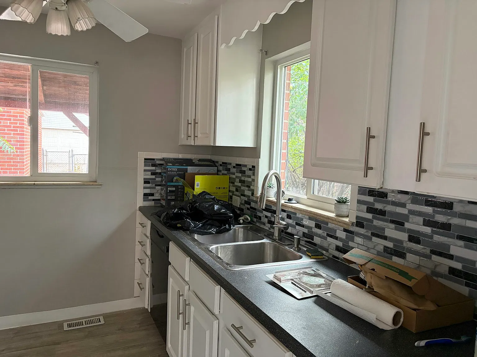 4702 West 36th Avenue — Photo 4