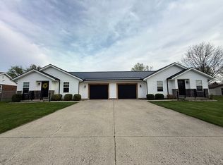 2972 Lilly Dr, Lima, OH 45807